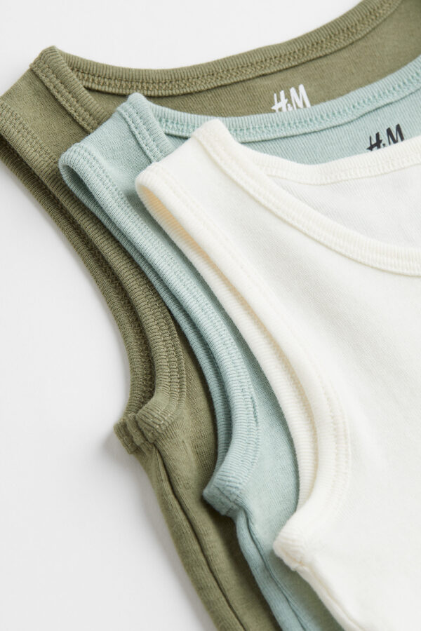 H&M Green/ white 3 vest set