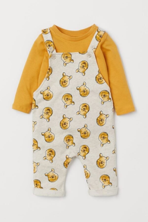 H&M pooh dungarees set