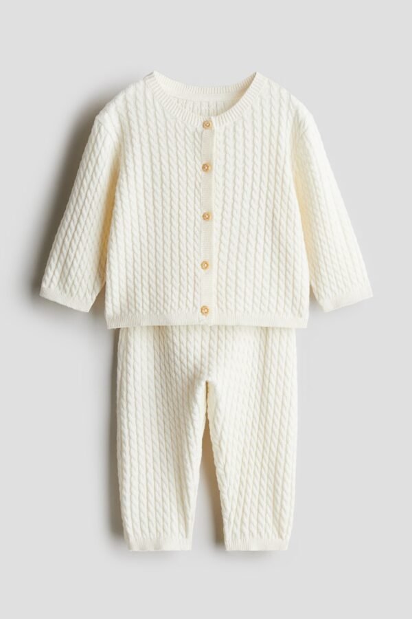 H&M white buttoned knitted set