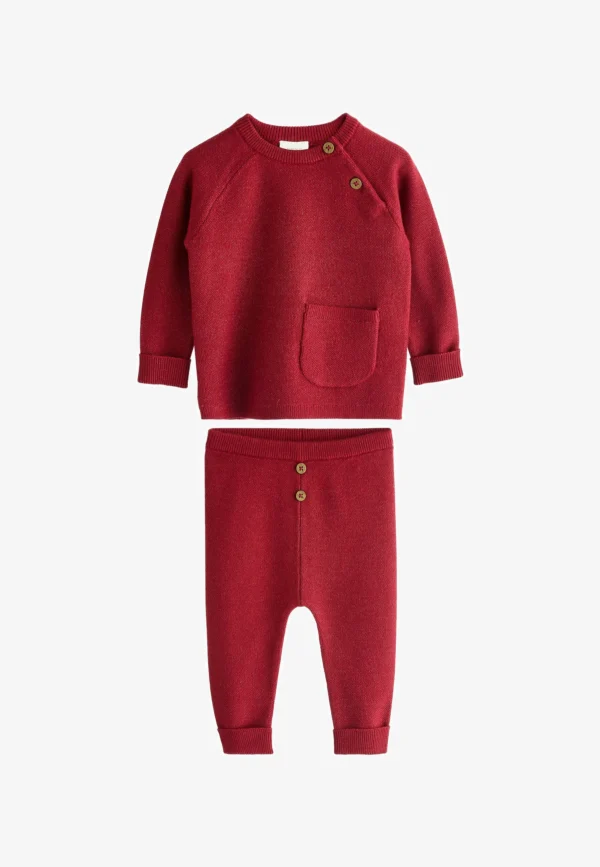 Next knitted set